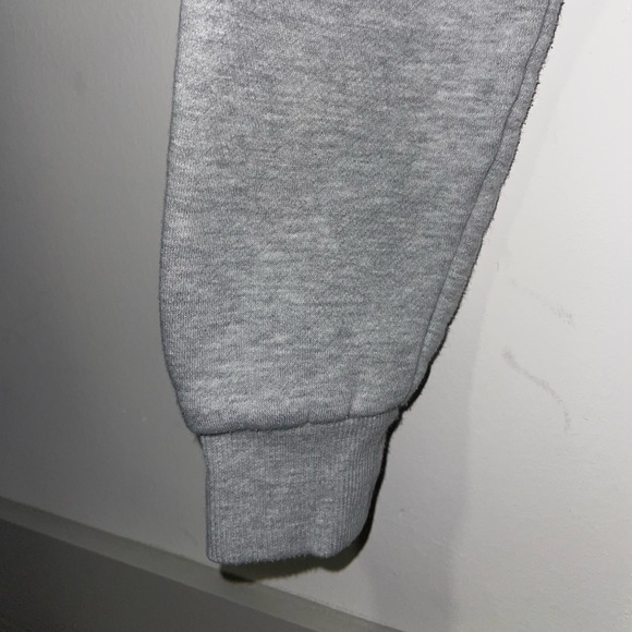 Forever 21 Active Cropped Sweatshirt - Picture 6 of 6